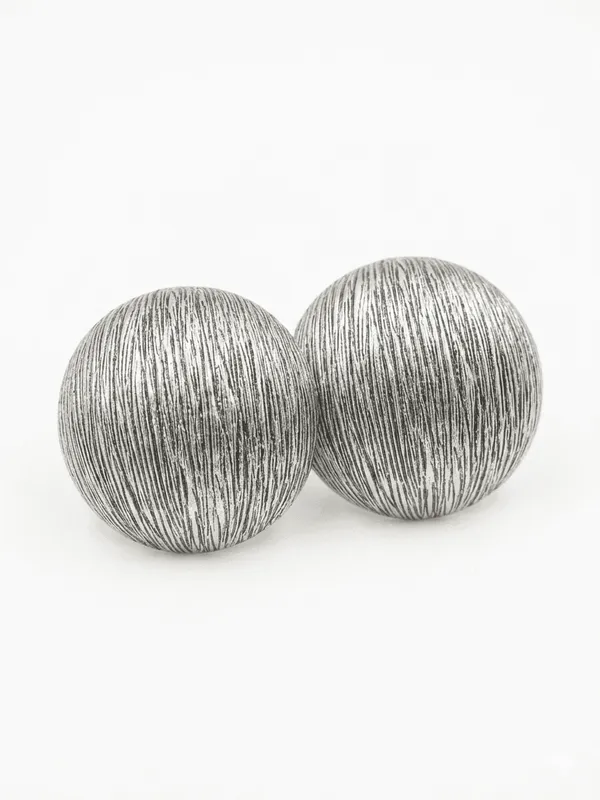 Silver_Eclipse_Stud_Earrings