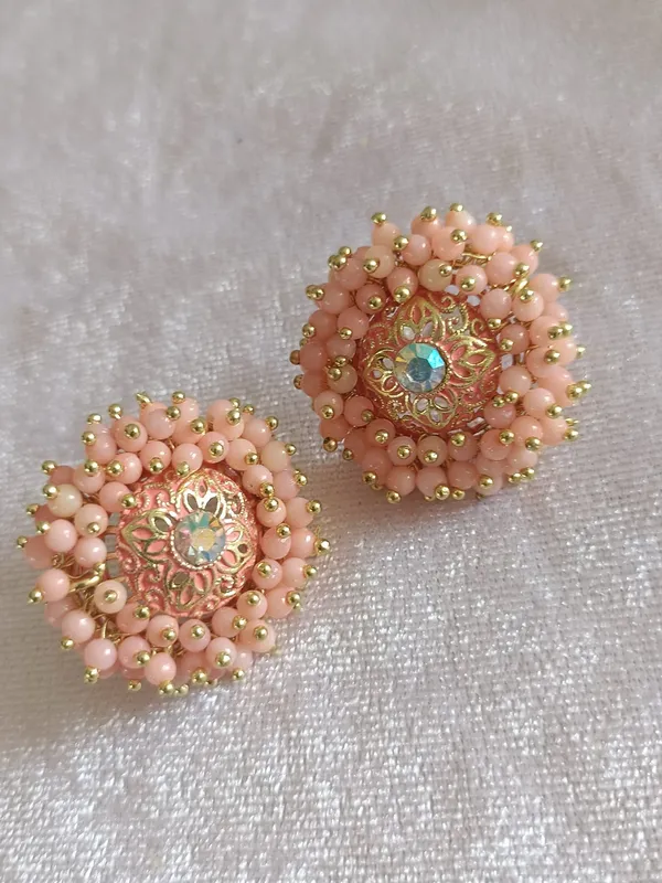 Sulochna_Ethnic_Peach_Beads_Ear_Studs
