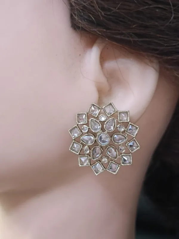 Aanya_Gold_Polished_White_Earrings