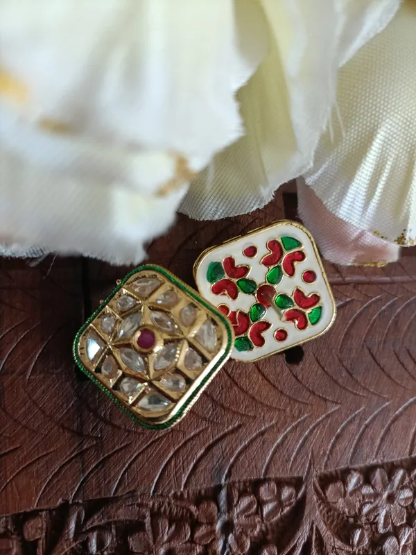 Nandita_Kundan_Square_Ear_Studs