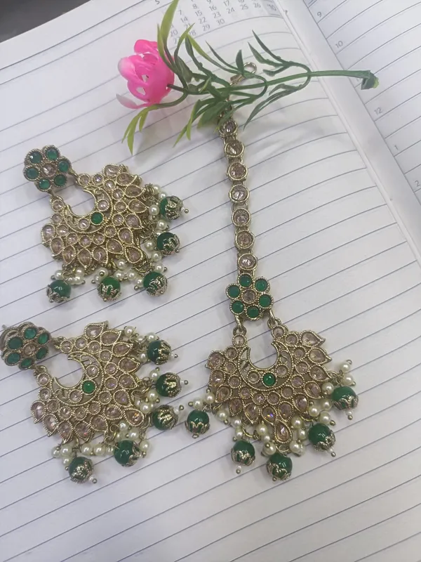 Emerald_Green_Maangtika_Set