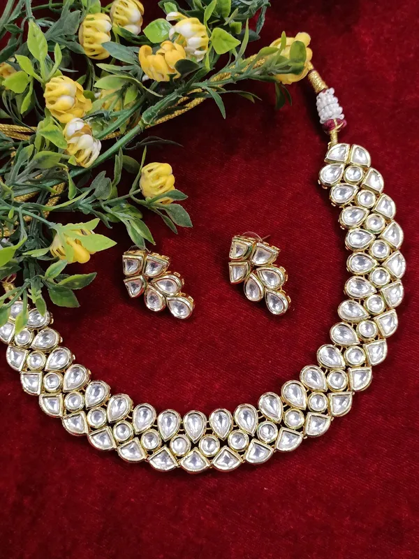 Sarika_Kundan_Necklace_Set