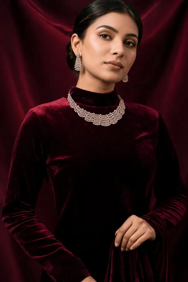 Crystal_Cascade_Zirconia_Gold_Polished_Elegance_Necklace_Set