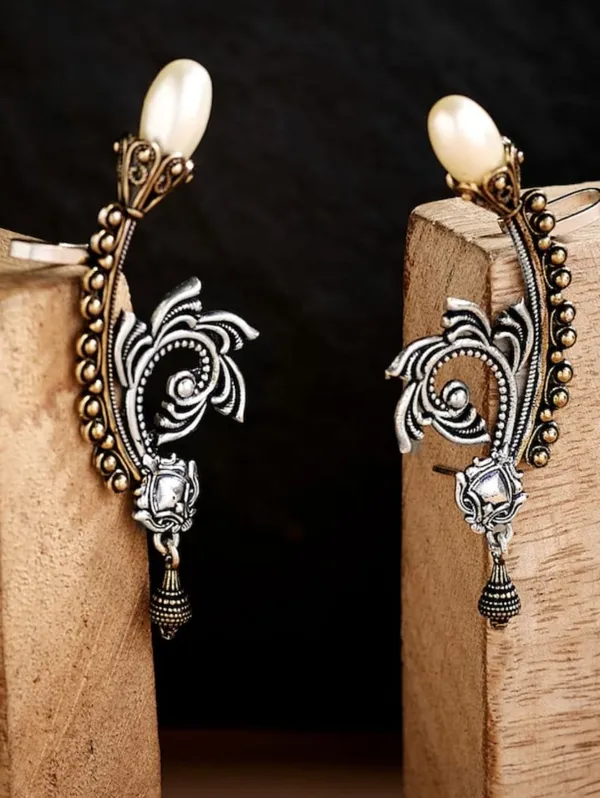 Nimrit_Oxidised_Earring