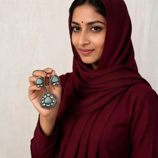 Laisha_Oxidized_Mint_Green_Pendent_Set