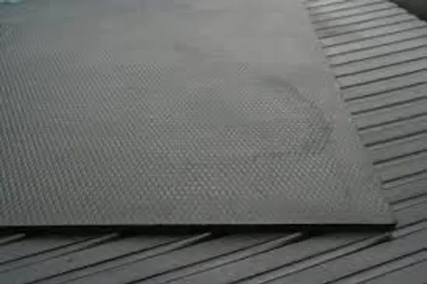 Idol_Eva_Black_Rubber_Mat_Size_8_Foot_By_5_Foot_With_Thickness_Of_30_Mm_For_Cows_Buffalo_And_Horses_Waterproof_And_Easy_To_Clean
