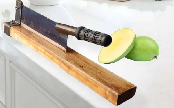 Idol_Mango_Cutter_Handmade_High_Carbon_Steel_Blade_With_Wooden_Base_Fruit_Cutting_Knife