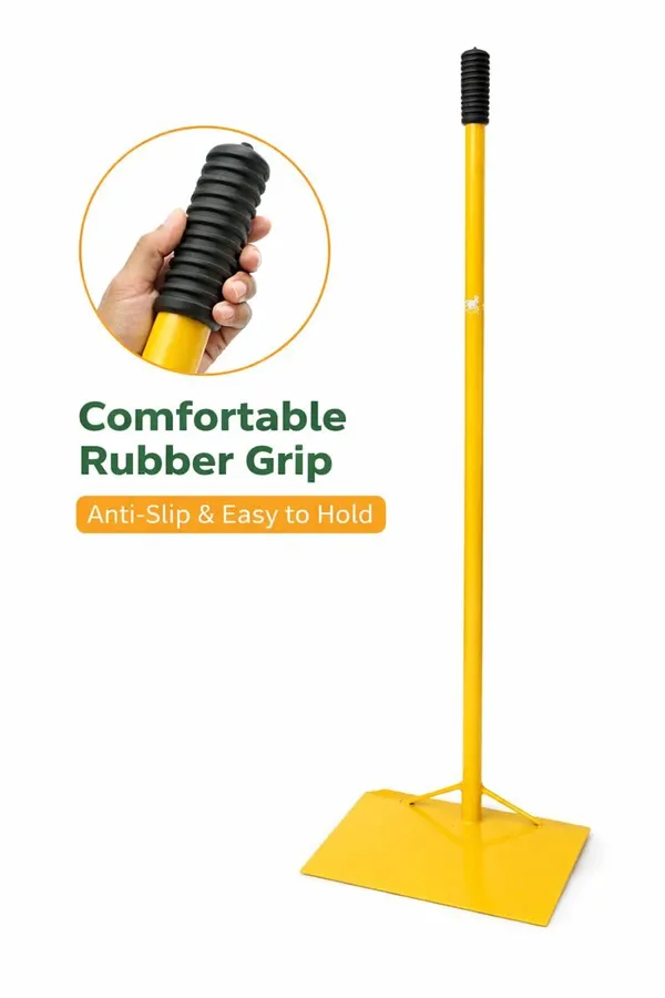 Traditional_Iron_Dung_Cleaner_4_Ft_Handle_With_Comfort_Grip_Curved_Spade_For_Effortless_Lifting_Ideal_For_Farm_Cow_Shed_Yard_Use