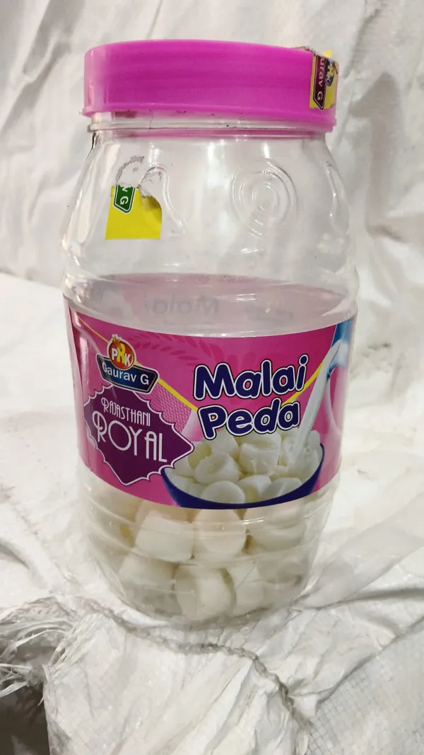 Gaurav_Malai_Peda_Traditional_Indian_Sweet