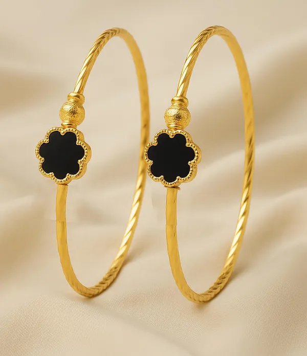SHANKHRAJ_MALL_Gold_Plated_Heart_Bangle_Bracelet,_Twisted_Rope_Design_with_Black_and_Crystal_Accent,_Adjustable_Cuff_Style,_Fashion_Jewelry_for_Women_(A281)