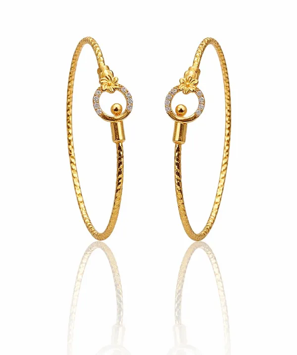 SHANKHRAJ_MALL_Gold_Plated_Heart_Bangle_Bracelet,_Twisted_Rope_Design_with_Black_and_Crystal_Accent,_Adjustable_Cuff_Style,_Fashion_Jewelry_for_Women_(A457)