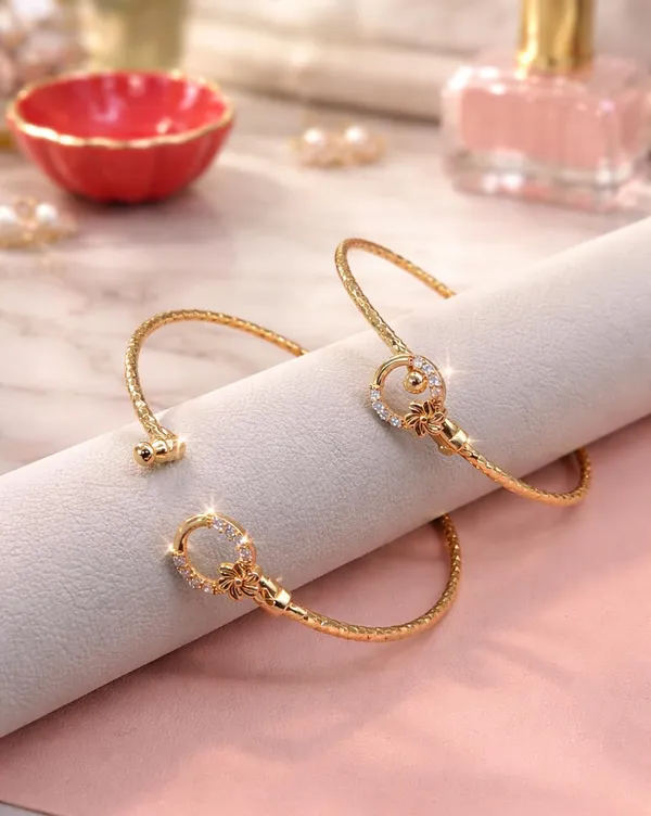 SHANKHRAJ_MALL_Gold_Plated_Heart_Bangle_Bracelet,_Twisted_Rope_Design_with_Black_and_Crystal_Accent,_Adjustable_Cuff_Style,_Fashion_Jewelry_for_Women_(A457)