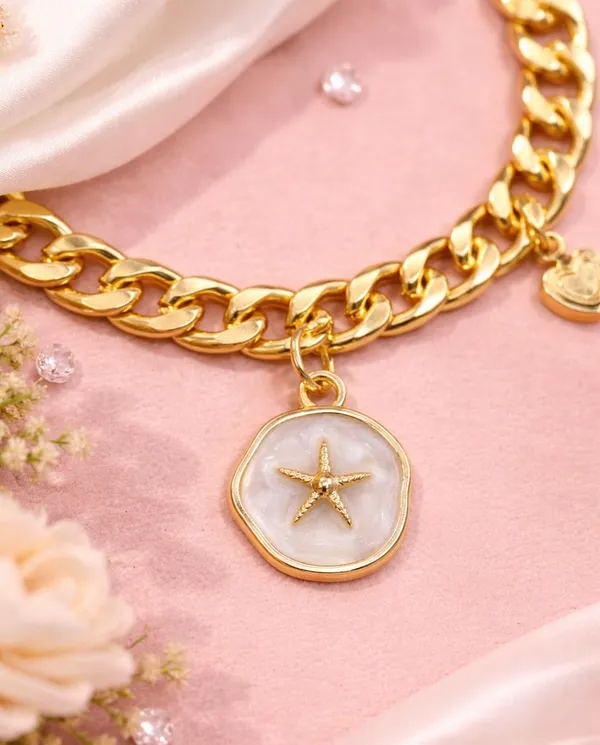 Gold_Tone_Heart_Charm_Bracelet_for_Women_|_Stylish_Chunky_Link_Bracelet_with_Hanging_Heart_Charms_(A469,_1)