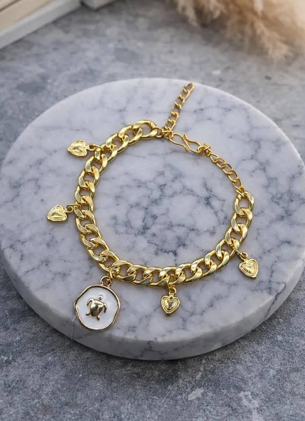 Gold_Tone_Heart_Charm_Bracelet_for_Women_|_Stylish_Chunky_Link_Bracelet_with_Hanging_Heart_Charms_(A470,_1)