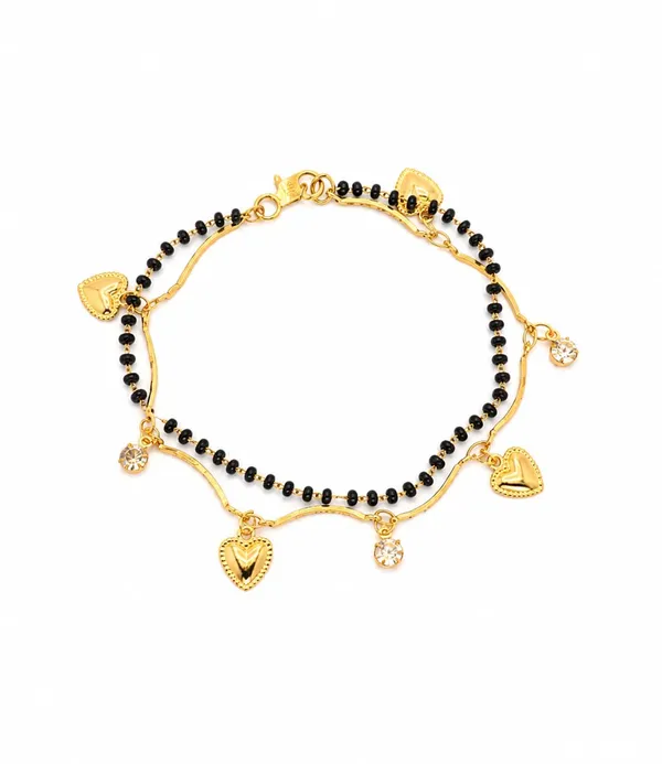 Black_Bead_Mangalsutra_Bracelet_with_Gold_Charms_(Heart_Charm_Mangalsutra_Bracelet_Set)