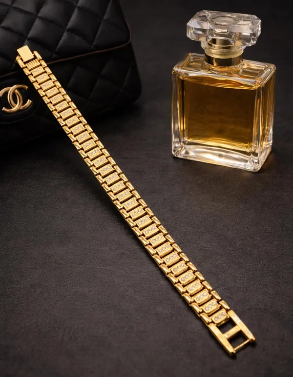 SHANKHRAJ_MALL_MENS_GOLDPALTED_BRASS_BRACELET_(A388)