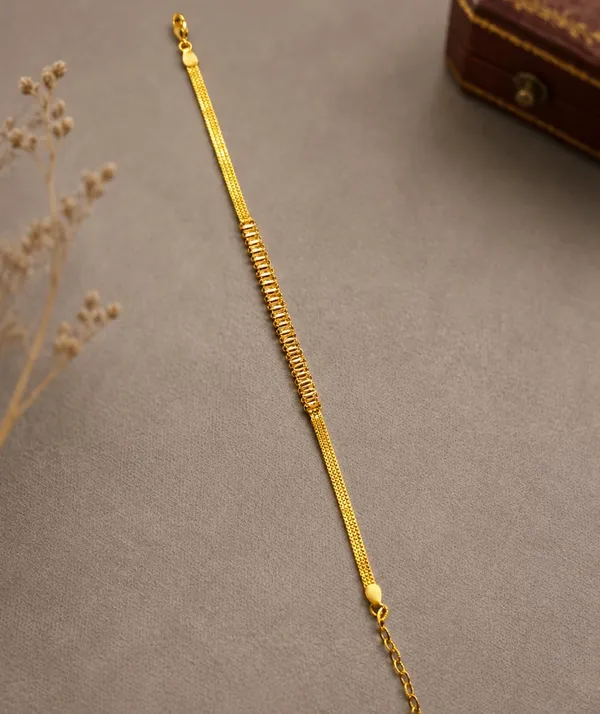 SHANKHRAJ_MALL_Gold_Plated_Stone_Bracelet_for_Women_&_Girls,_PINK