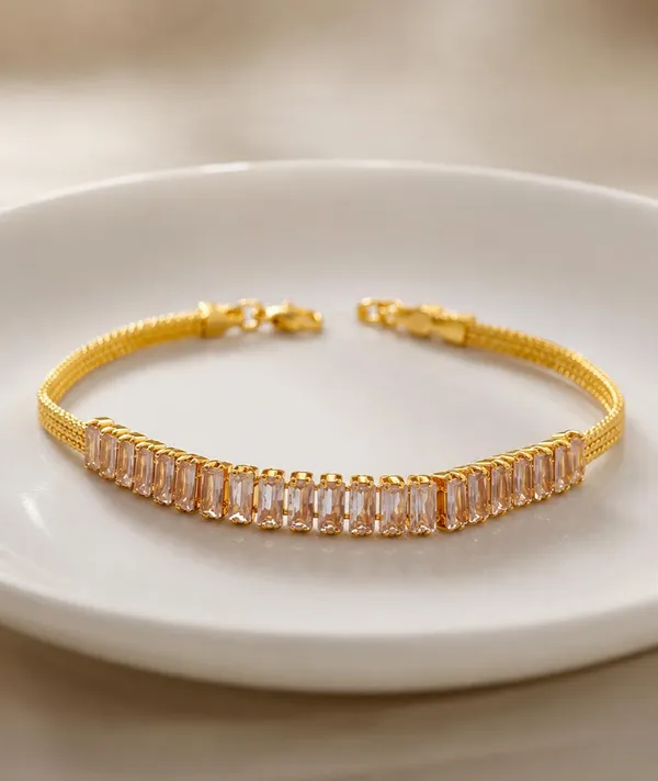 SHANKHRAJ_MALL_Gold_Plated_Stone_Bracelet_for_Women_&_Girls,_WHITE