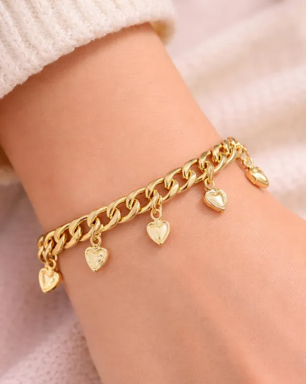 Gold_Tone_Heart_Charm_Bracelet_for_Women_|_Stylish_Chunky_Link_Bracelet_with_Hanging_Heart_Charms_(A464,_1)