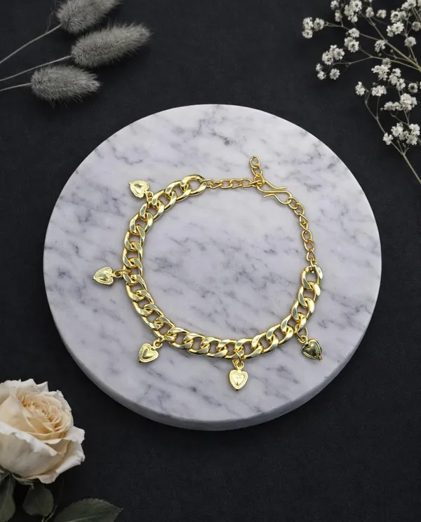 Gold_Tone_Heart_Charm_Bracelet_for_Women_|_Stylish_Chunky_Link_Bracelet_with_Hanging_Heart_Charms_(A464,_1)