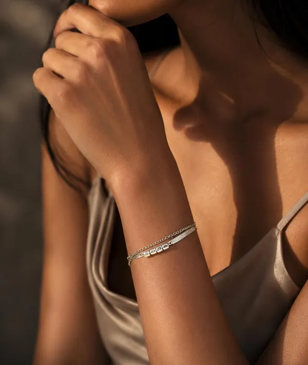 SHANKHRAJ_MALL_Double_Layer_Chain_Bracelet_for_Women_|_Adjustable_Herringbone_&_Link_Chain_Bracelet_with_Bead_Accent_|_Minimalist_Trendy_Bracelet_for_Girls_&_Women