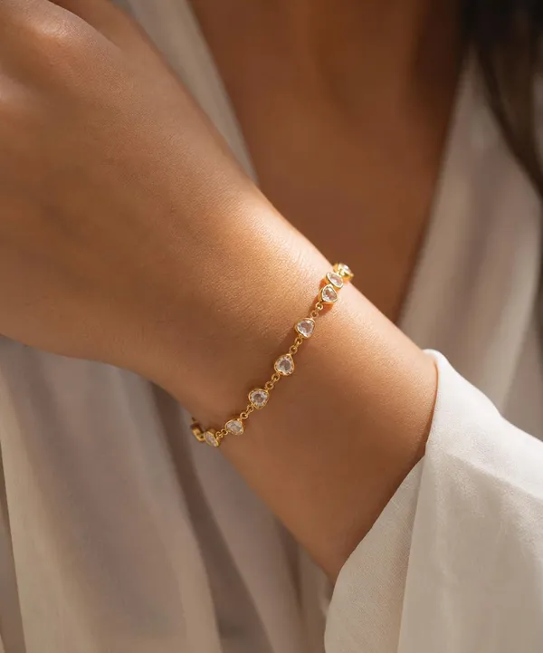 SHANKHRAJ_MALL_Gold-Plated_Crystal_Stone_Link_Chain_Bracelet