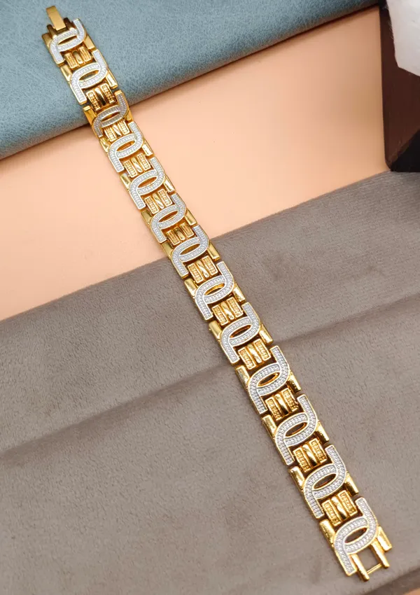 SHANKHRAJ_MALL_MENS_GOLDPALTED_BRASS_BRACELET_(A13)_(A15)