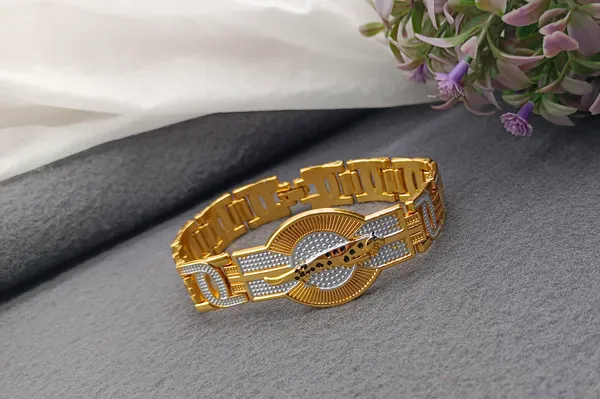 SHANKHRAJ_MALL_MENS_GOLDPALTED_BRASS_BRACELET_(A13)_(A14)