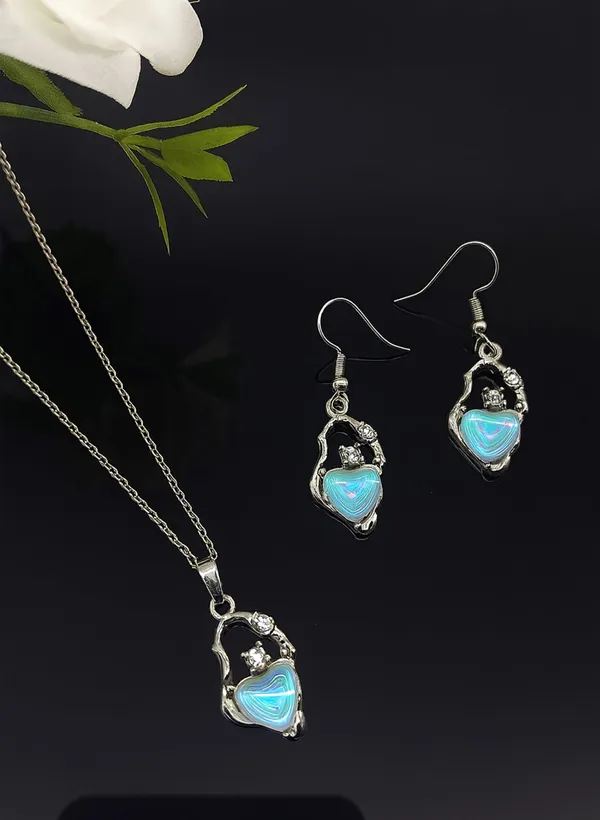SHANKHRAJ_MALL_Elegant_Galaxy_Inspired_Pendant_Necklace_&_Earrings_Set_for_Women_|_Wavy_Design_with_Opal-Effect_Stone_|_Chrome_Finish_Jewelry_Gift_(A226)