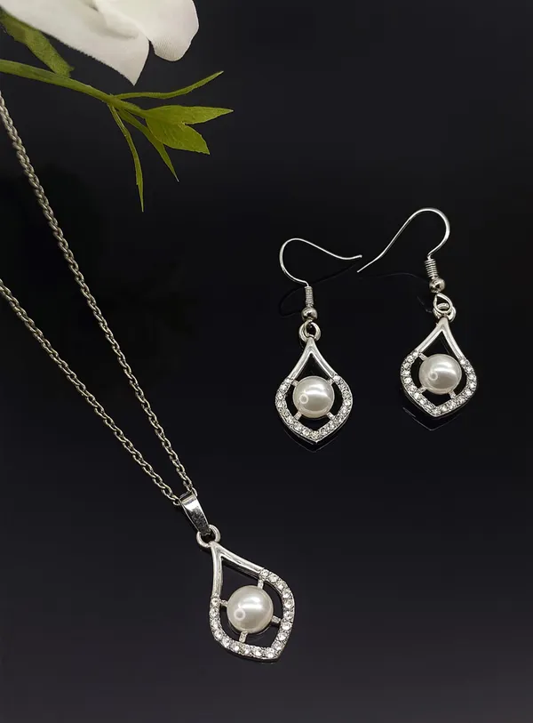 SHANKHRAJ_MALL_Elegant_Galaxy_Inspired_Pendant_Necklace_&_Earrings_Set_for_Women_|_Wavy_Design_with_Opal-Effect_Stone_|_Chrome_Finish_Jewelry_Gift_(A228)