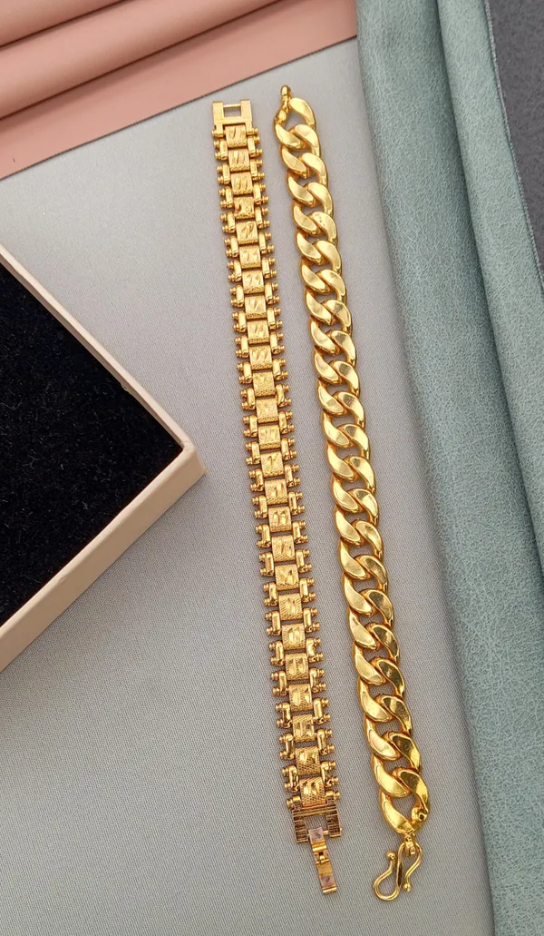 SHANKHRAJ_MALL_Gold_Plated_Link_Bracelet,_20_cm_Chain_Length,_Wide_Design,_Fashion_Style