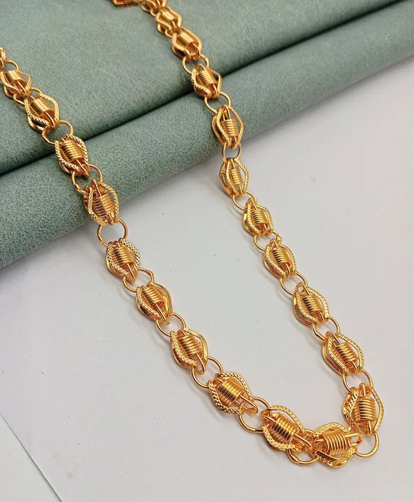 SHANKHRAJ_MALL_Gold_Plated_Men’s_Chain_Necklace_for_Boys_&_Men_|_Stylish_Heavy_Look_Chain_|_Multiple_Designs_&_Sizes_(10044)