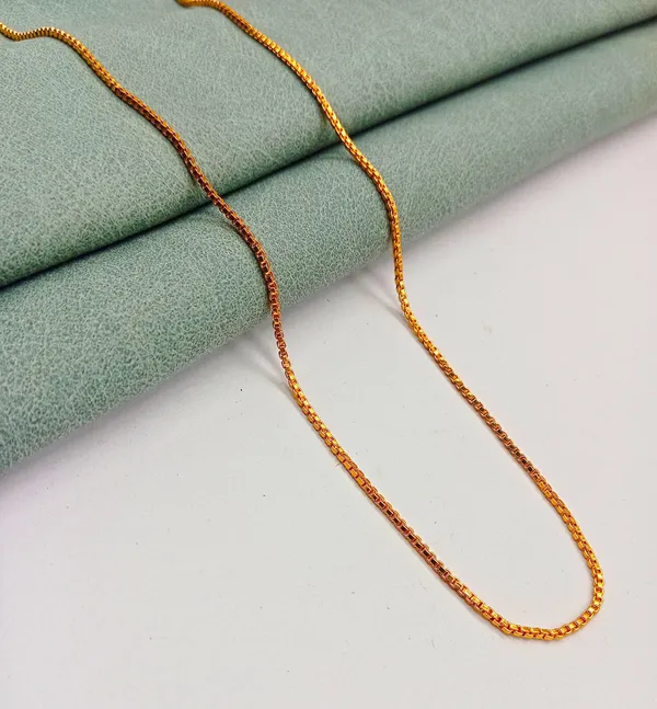SHANKHRAJ_MALL_Classic_Gold-Plated_Chain_Necklace_for_Men_&_Women_|_Durable_Lobster_Clasp_(10036)