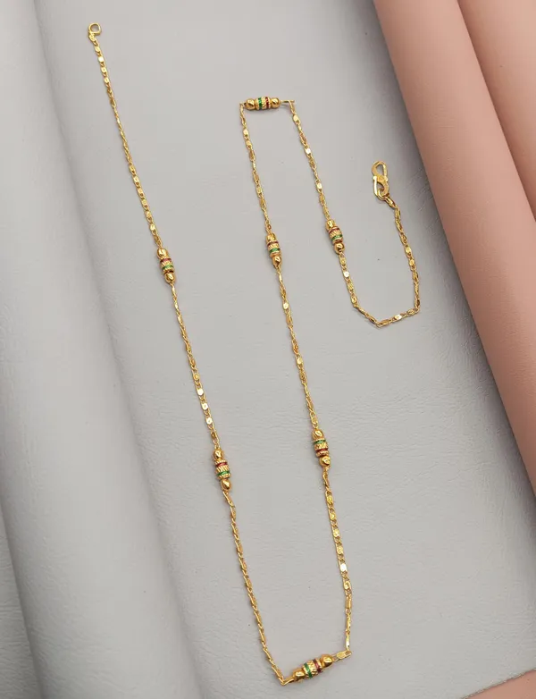 SHANKHRAJ_MALL_Traditional_Gold-Plated_Chain_Necklace_with_Meenakari_Beads,_Ethnic_Indian_Style,_Red_and_Green_Enamel_Work_(A282)