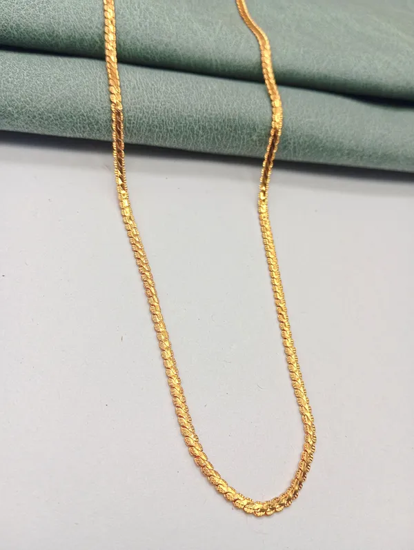 SHANKHRAJ_MALL_Classic_Gold-Plated_Chain_Necklace_for_Men_&_Women_|_Durable_Lobster_Clasp_(10075)