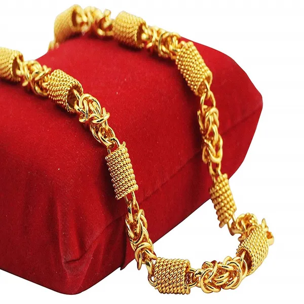 SHANKHRAJ_MALL_Gold_Plated_Men’s_Chain_Necklace_for_Boys_&_Men_|_Stylish_Heavy_Look_Chain_|_Multiple_Designs_&_Sizes_(1003)