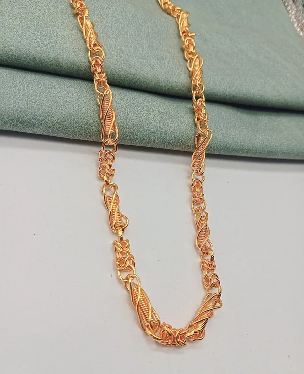 SHANKHRAJ_MALL_Gold_Plated_Men’s_Chain_Necklace_for_Boys_&_Men_|_Stylish_Heavy_Look_Chain_|_Multiple_Designs_&_Sizes_(10079)
