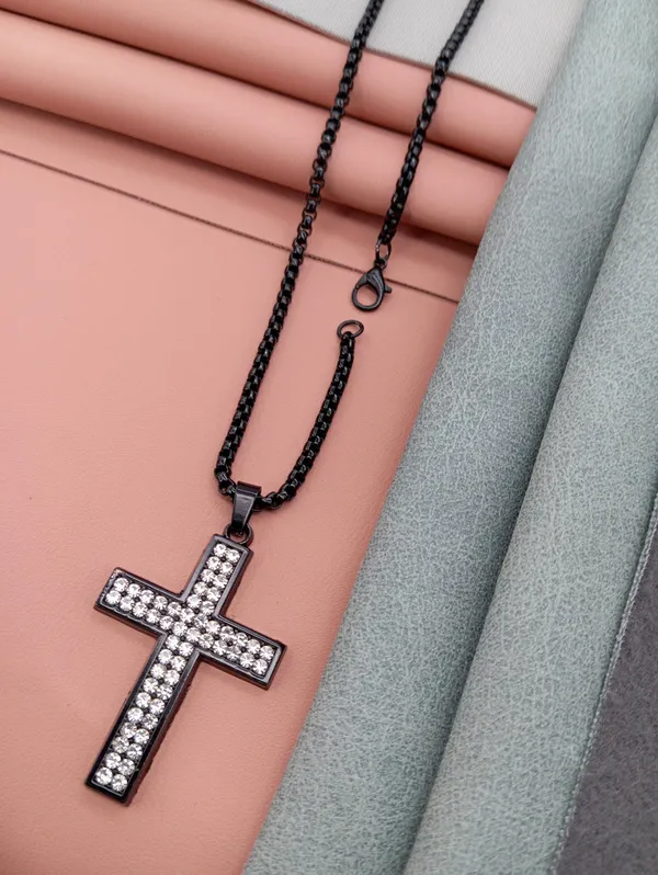 SHANKHRAJ_MALL_Pendant_Necklace_with_Rhinestones_for_Men_&_Women_–Chain,_Hip_Hop_Iced_Out_Jewelry,_Unisex_Faith_Pendant_Gift_Colour_Gold-Silver-Black_(A162)