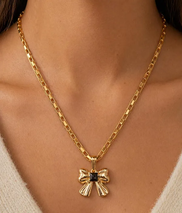 SHANKHRAJ_MALL_Gold-Tone_Heart_Pendant_Necklace_with_Opal_Stone,_Chain_Link_Style,_Women's_Fashion_Jewellery_(A540)