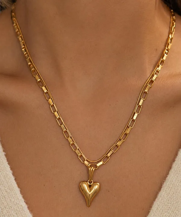 SHANKHRAJ_MALL_Gold-Tone_Heart_Pendant_Necklace_with_Opal_Stone,_Chain_Link_Style,_Women's_Fashion_Jewellery_(A541)