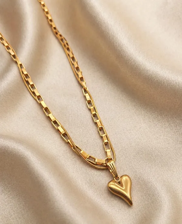 SHANKHRAJ_MALL_Gold-Tone_Heart_Pendant_Necklace_with_Opal_Stone,_Chain_Link_Style,_Women's_Fashion_Jewellery_(A541)