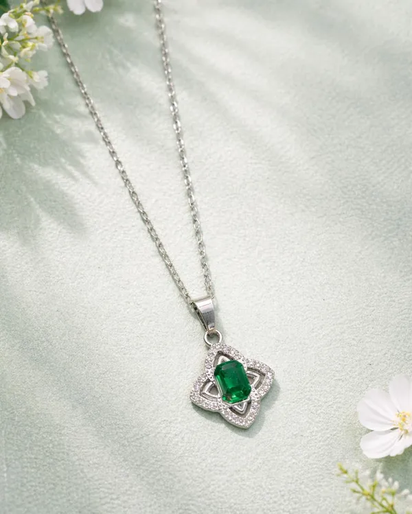SHANKHRAJ_MALL_Silver_Pendant_Necklace_with_Stone,_Swan_Design,_Chain_Included_(A431)