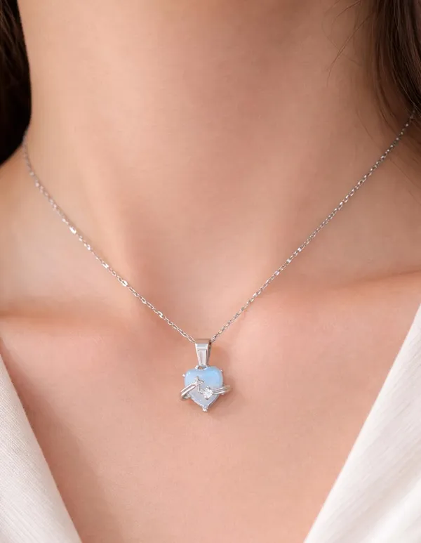 SHANKHRAJ_MALL_Silver_Pendant_Necklace_with_Stone,_Swan_Design,_Chain_Included_(A432)