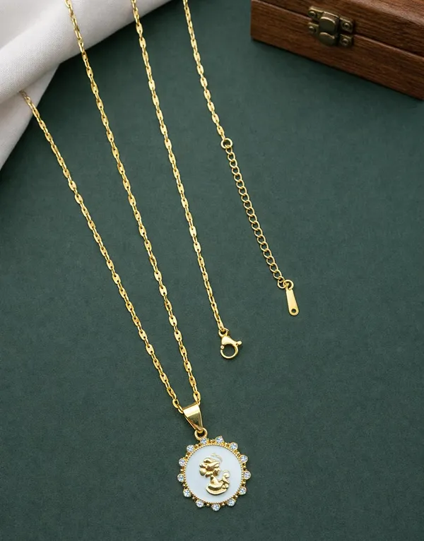 SHANKHRAJ_MALL_Silver_Pendant_Necklace_with_Stone,_Swan_Design,_Chain_Included_(A434)