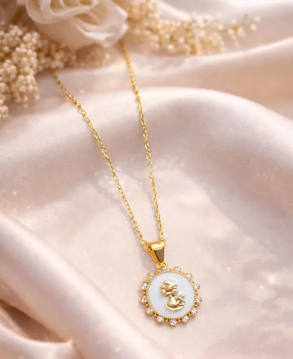 SHANKHRAJ_MALL_Silver_Pendant_Necklace_with_Stone,_Swan_Design,_Chain_Included_(A434)