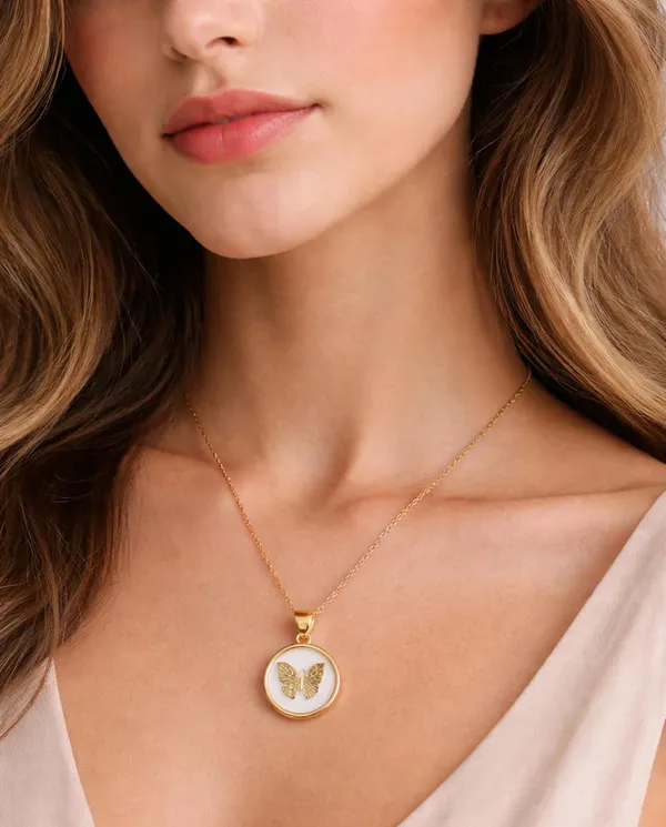 SHANKHRAJ_MALL_Silver_Pendant_Necklace_with_Stone,_Swan_Design,_Chain_Included_(A524)
