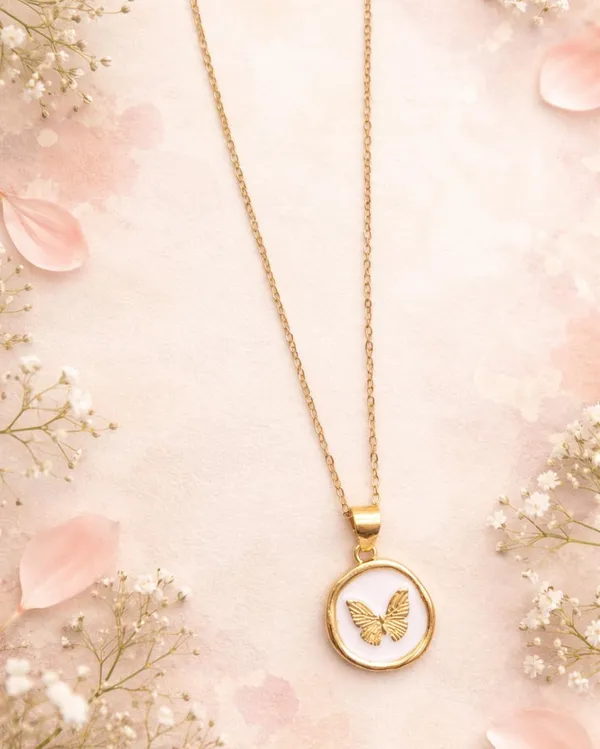 SHANKHRAJ_MALL_Silver_Pendant_Necklace_with_Stone,_Swan_Design,_Chain_Included_(A524)