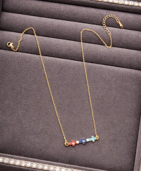 SHANKHRAJ_MALL_Silver_Pendant_Necklace_with_Stone,_Swan_Design,_Chain_Included_(A529)