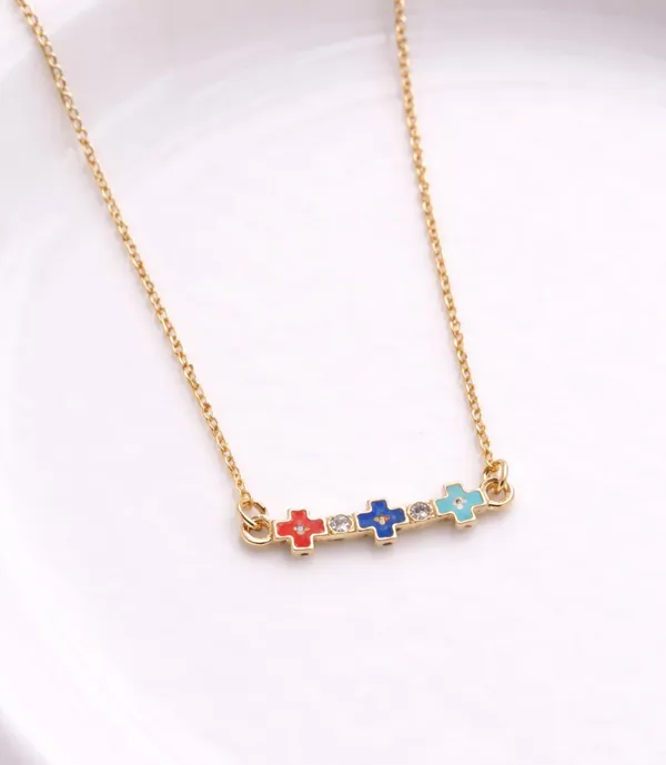 SHANKHRAJ_MALL_Silver_Pendant_Necklace_with_Stone,_Swan_Design,_Chain_Included_(A529)