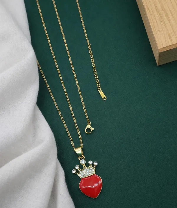 SHANKHRAJ_MALL_Silver_Pendant_Necklace_with_Stone,_Swan_Design,_Chain_Included_(A437)